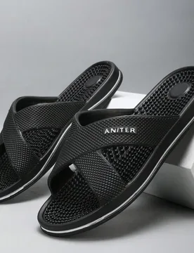 Pantuflas de masaje para hombres, sandalias minimalistas de unicolor, pantuflas cómodas para la casa, chanclas para el baño, calzado para la playa, - Shein - FashionsVida