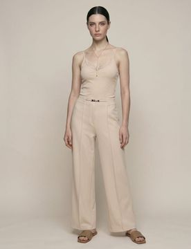 Top con modal e pizzo sullo scollo - beige