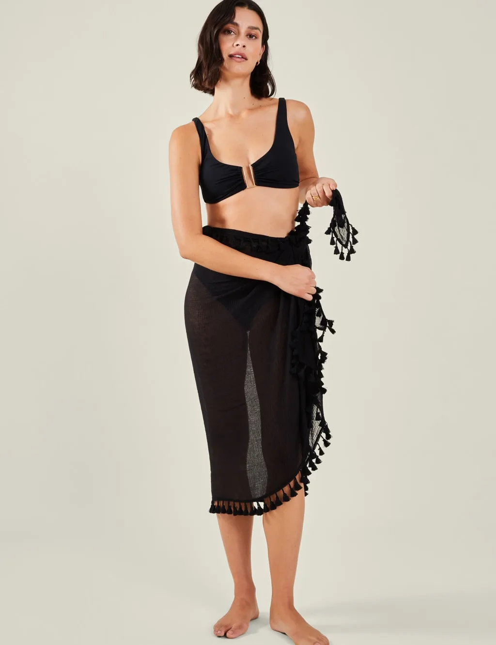 Tassel Sarong Black female - Accessorize - FashionsVida