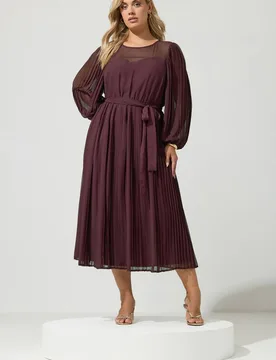 Women's Pleated Maxi Dress in Dark Red Size: 20 - Dark Red - Size: 20 - Yours - FashionsVida