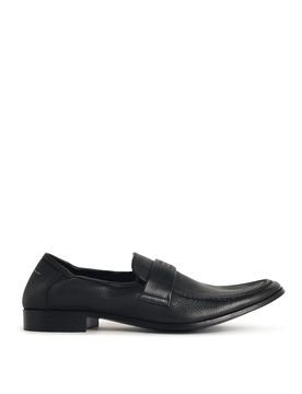Mocassini neri in pelle 'swing-toe'