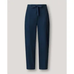 Pantalón de mujer recto con cinturón