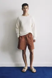 Crepe Bermuda Shorts (Size: )