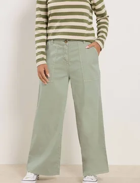 Women's Petite Midrise Wide Leg Cargo Trousers in Pale Green Size: 18 - Pale Green - Size: 18 - M&Co - FashionsVida