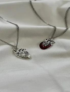 Bat shaped heart-shaped pendant necklace, unique Bohemian style retro gift, creative gift - Aliexpress - FashionsVida