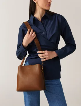Dukes Place Icon Leather Cross Body Bag Tan female - Radley - FashionsVida