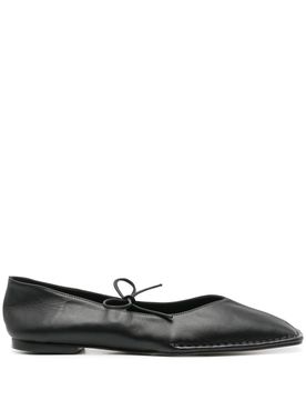 V-Cut Flats with Self-Tie Bows