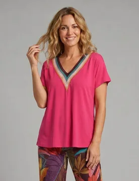 Camiseta con pechera escote de pico - October - FashionsVida