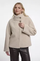 Denu.7002611 female