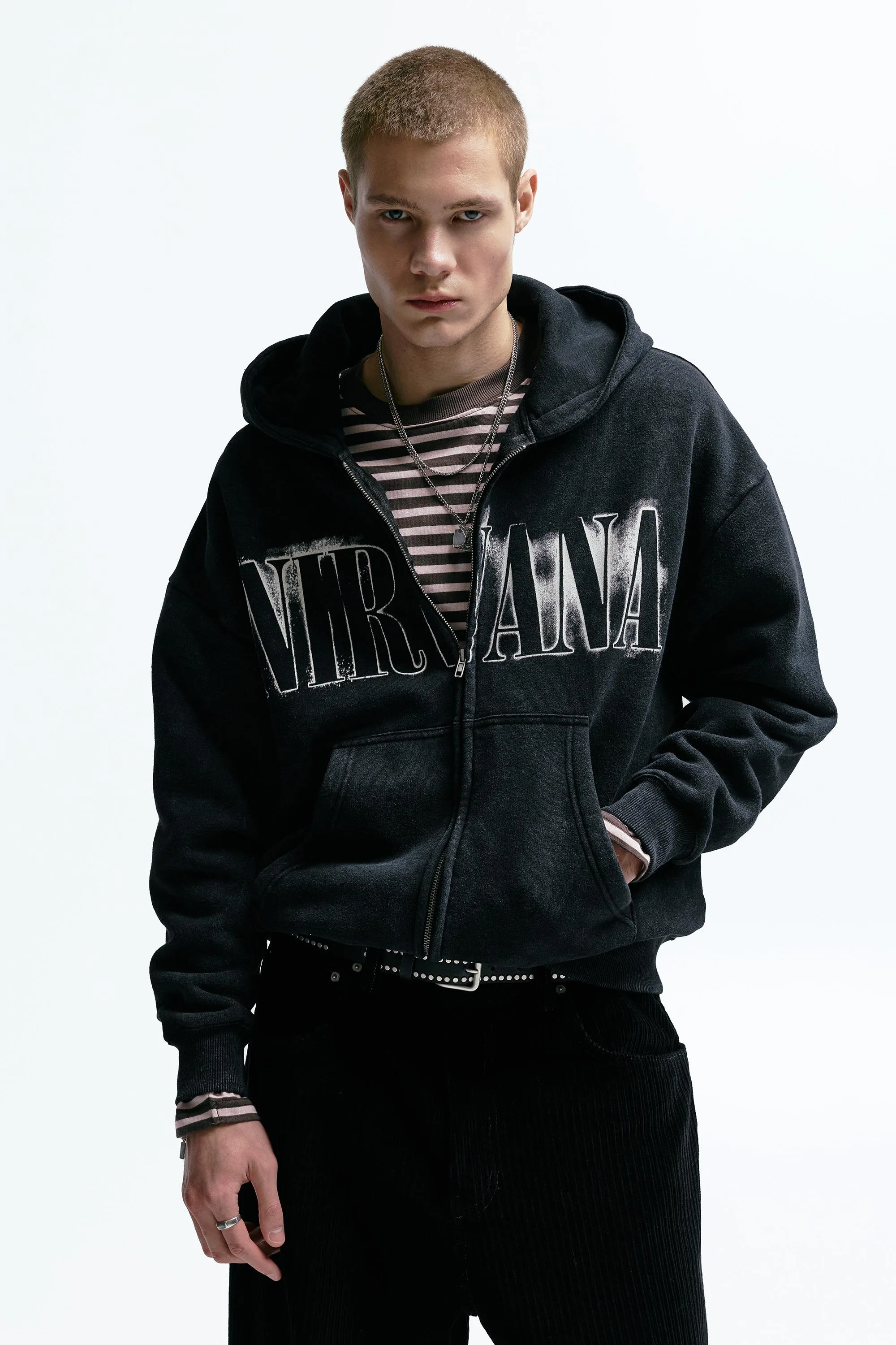 Nirvana Zip-Up Hoodie (Size: ) - Pull&bear - FashionsVida