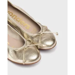 Bailarinas de mujer de piel