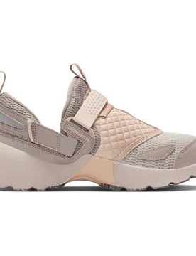Trunner Women's Sneakers - White - Size 3 - Mesh/Synthetic - White - Size: 3 - Jordan - FashionsVida