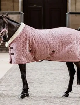Turnierdecke VELVET 160g altrosé 90 cm - Kentucky Horsewear - FashionsVida