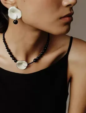 Fashion New Product Flower Black Agate Pearl Necklace High end Personalized Light Luxury Women's Banquet Fashion Gift - Aliexpress - FashionsVida