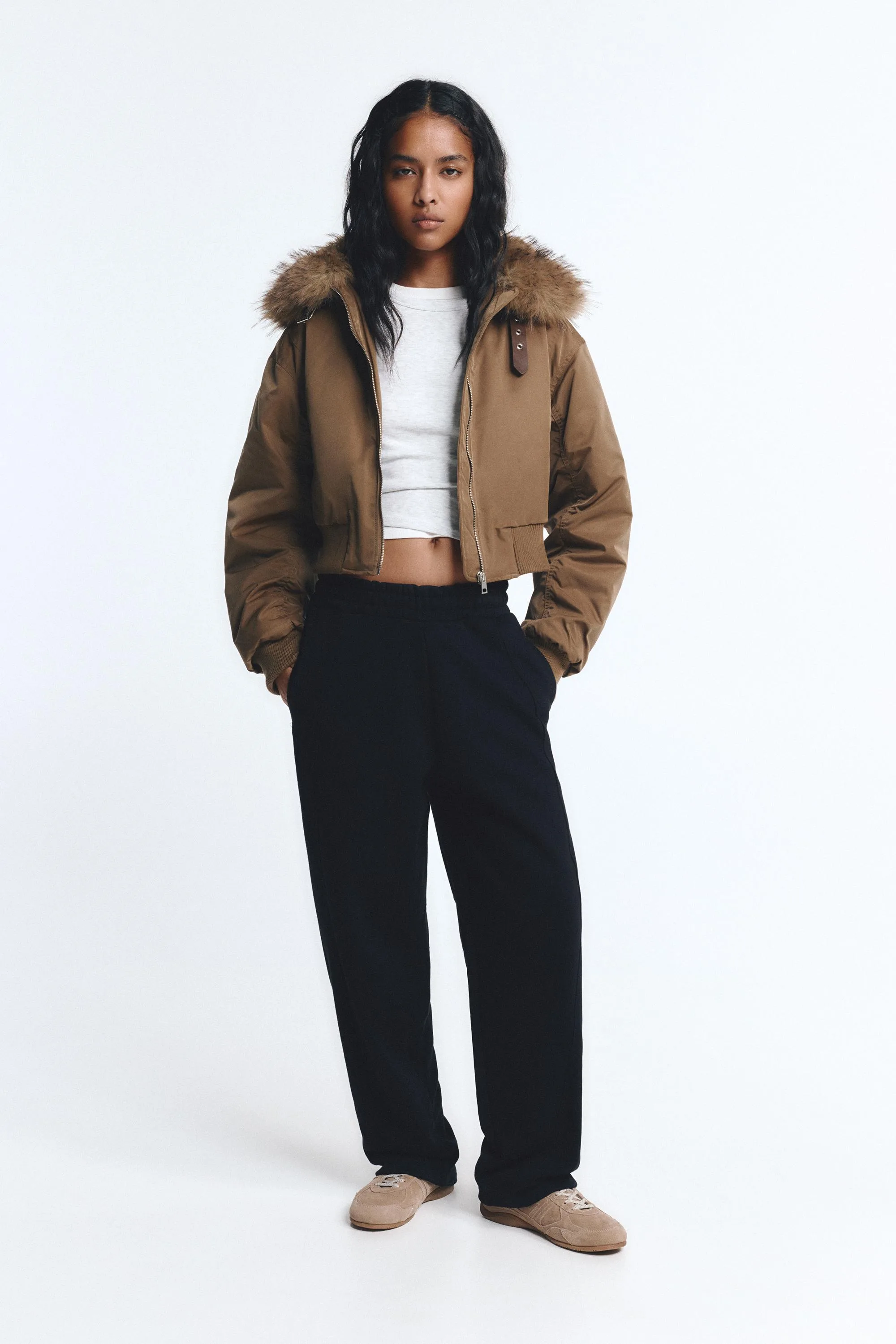 Barrel Fit Tracksuit Trousers (Size: ) - Pull&bear - FashionsVida