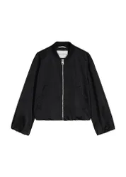 Woven Outdoor Jackets female
