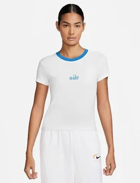 Camiseta de mujer Sportswear Chill Knit - Nike - FashionsVida