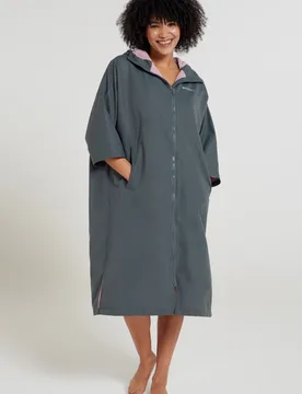 Coastline Womens Water-Resistant Changing Robe - Green - Green - Size: M - Mountain Warehouse - FashionsVida