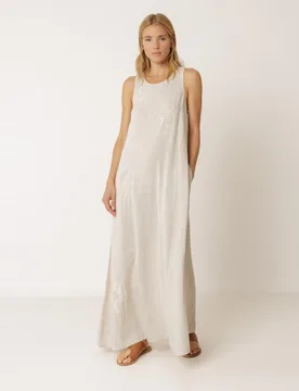 Indi & Cold - Vestido maxi sin manga cuello redondo - Indi & Cold - FashionsVida