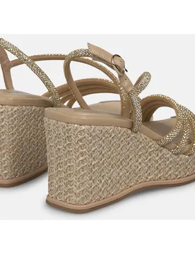 Sandalias de cuña de mujer de esparto en rafia con múltiples tiras en la parte delantera - Alma en Pena - FashionsVida