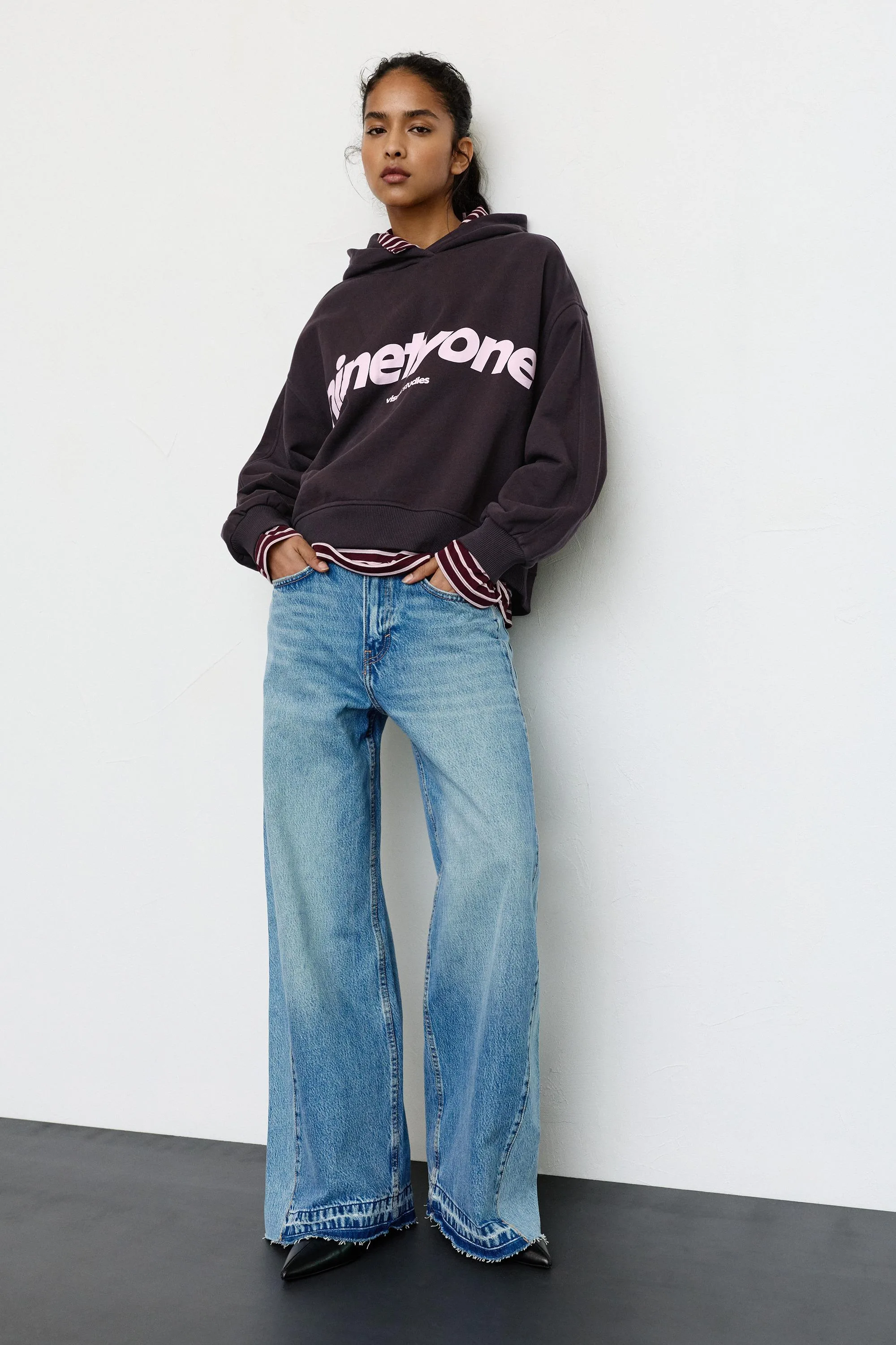 Ninetyone Hooded Sweatshirt (Size: ) - Pull&bear - FashionsVida