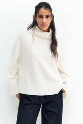 Pull&Bear High Neck Jumper (Size: )