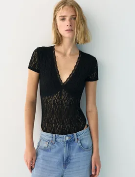 Short Sleeve Lace Bodysuit (Size: ) - Pull&bear - FashionsVida