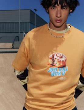 T-Shirt Stwd Grafica Cinnamon Roll