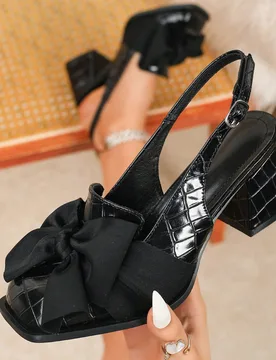 Zapatos de tacón alto con lazo negro para mujer talla grande, zapatos Mary Jane de tacón grueso y punta cuadrada, estilo elegante, cómodo y preppy - Shein - FashionsVida