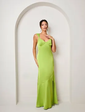 Women's Satin Maxi Dress in Green Size: 16 - Green - Size: 16 - Chi chi london - FashionsVida