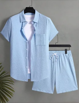 Conjunto de playa para hombre con camisa de manga corta de cuello polo abotonado sencillo y pantalones cortos en color azul - Shein - FashionsVida