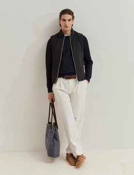 Chaleco acolchado de hombre con capucha incorporada - Lion of Porches - FashionsVida