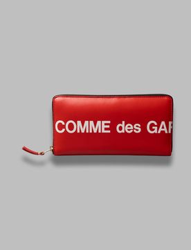 Huge logo wallet