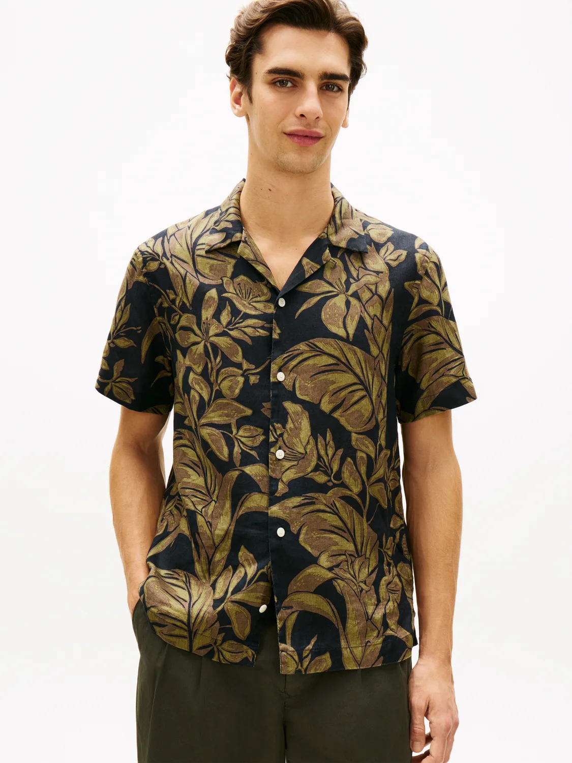 LINEN FLORAL AOP SS RF 1/2 male - L - FashionsVida