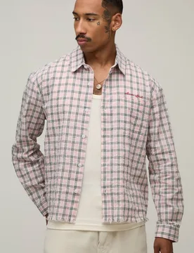Men's Oversized Boxy Raw Hem Checked Shirt Pink Size X-Large Pink XL - boohooMAN - FashionsVida