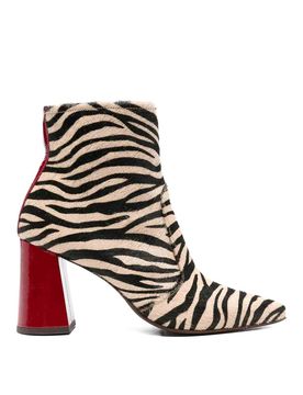 Chie Mihara Pinkie Zebra