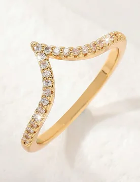 Pieza Anillo en forma de flecha chapado en oro con piedra de circonita cúbica - Shein - FashionsVida