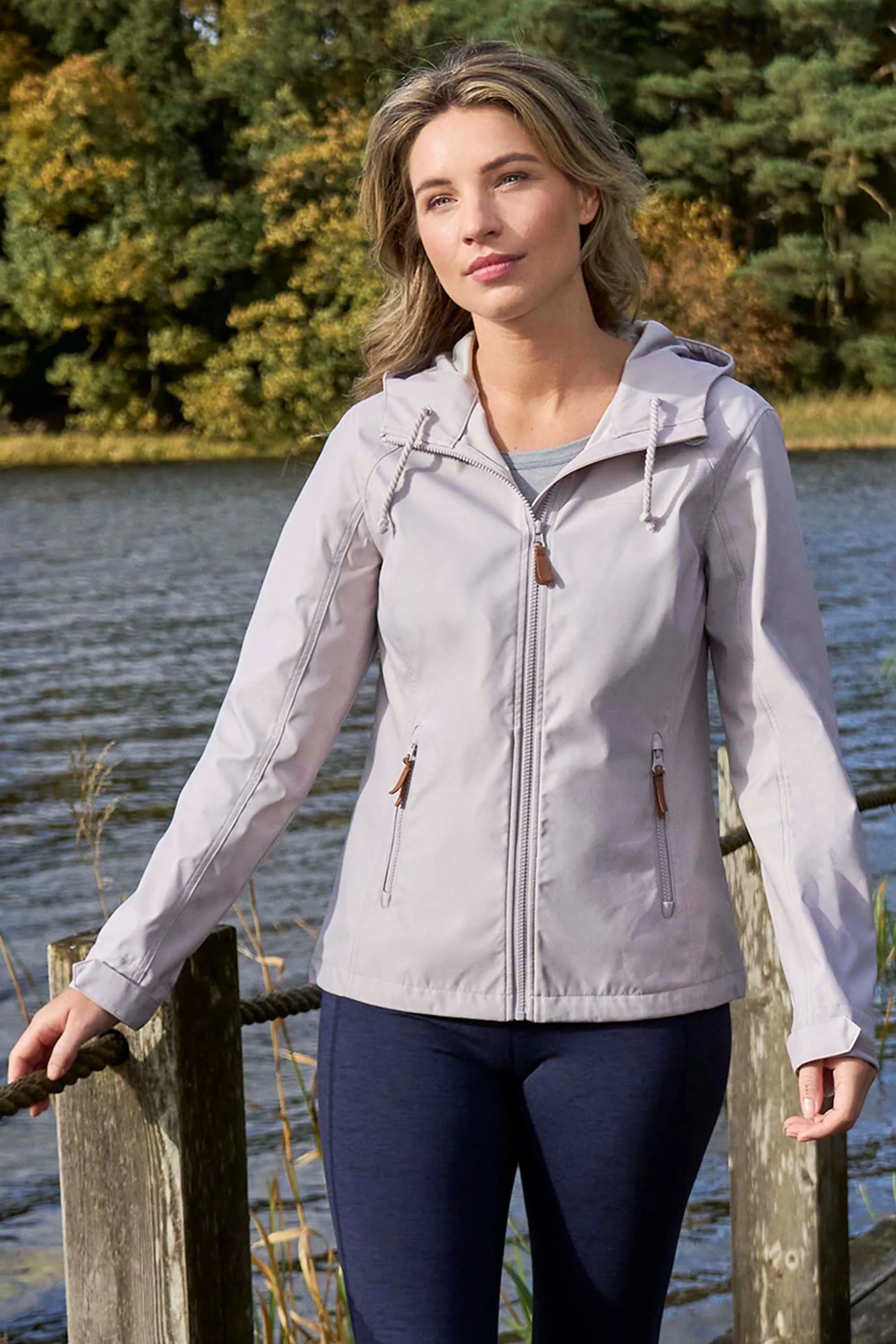 Iona Womens Softshell Jacket - Beige - Beige - Size: 24 - Mountain Warehouse - FashionsVida