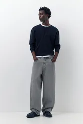 Relaxed Fit Baggy Jeans (Size: )