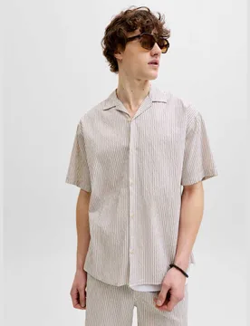 Regular Fit Seersucker Short Sleeve Shirt Cream Mix male - Jack & jones - FashionsVida