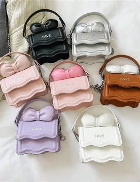 Pieza Bolso de mano ultra mini de PU, bolso bandolera ligero de princesa para niñas, bolso de hombro, cierre magnético, adecuado para compras, salid - Shein - FashionsVida