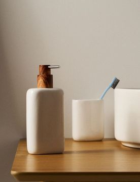 Dispenser per sapone in ceramica con pompa in bambù - bianco