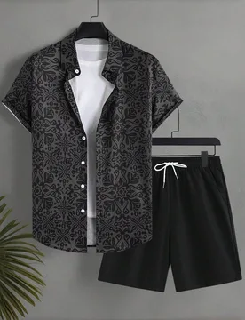 Conjunto casual de playa de camisa de manga corta con estampado floral de una sola hilera y pantalones cortos para hombre, ideal para vacaciones - Shein - FashionsVida