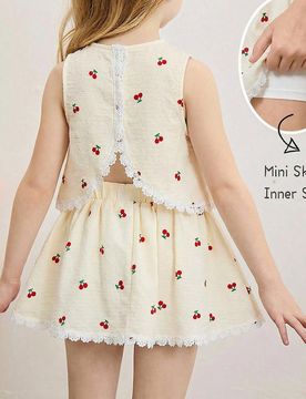 Conjunto de 2 piezas de top casual y mini falda con cuello redondo, bordado tejido y dobladillo de encaje asimétrico en unicolor para niña joven. El