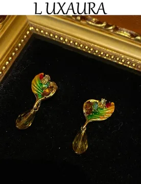 Vintage fashion classic Leaf design paired with Bohemian women's accessory stud earrings - Aliexpress - FashionsVida