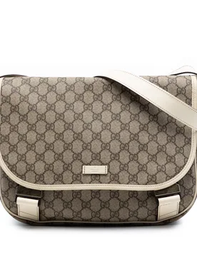 GG Supreme Crossbody - Gucci - FashionsVida
