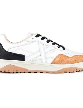 Tennez 16 All Court Shoes White UK 11.5 - MUNICH - FashionsVida