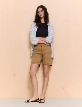Bermuda de mujer clasica con cinturón - Easy Wear - FashionsVida