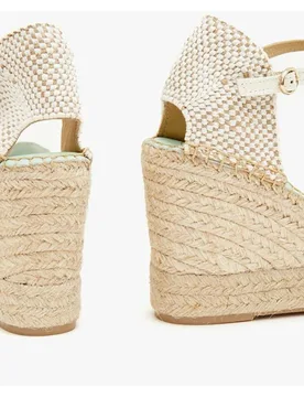 Alpargatas de cuña de mujer de novia con detalle de flores - star love - FashionsVida