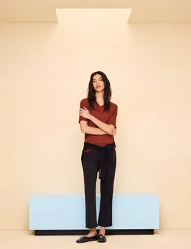 Pantalón de mujer crop flare - Easy Wear - FashionsVida